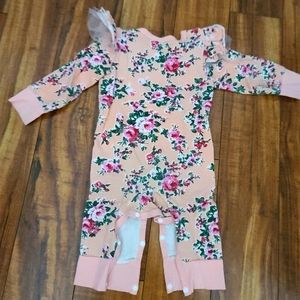 Floral Ruffle sleeve outfit